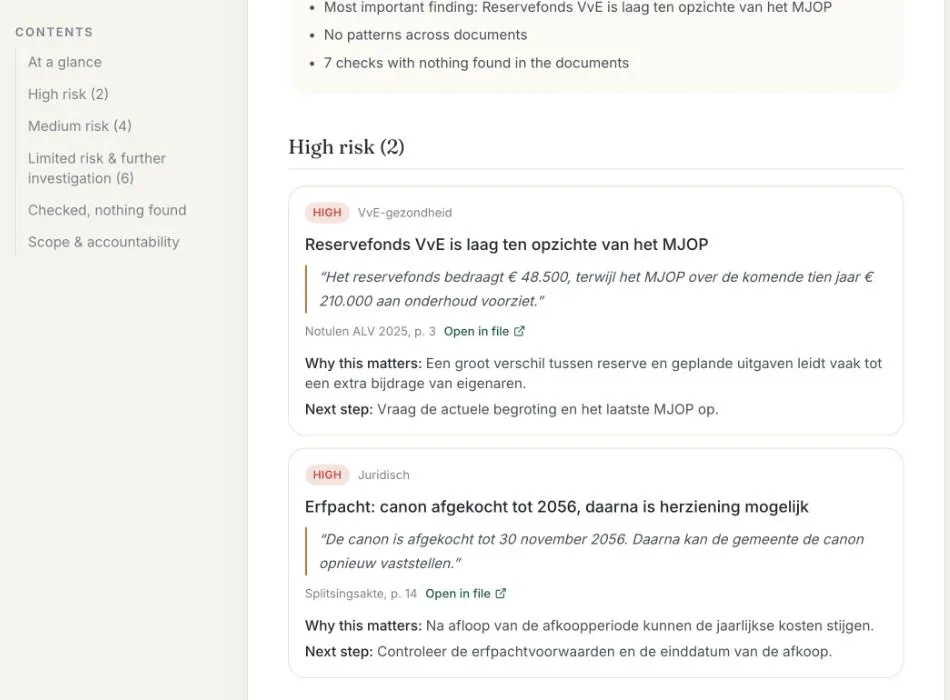 Risicorapport in Huisdoc met twee bevindingen, elk met een citaat en de pagina in het brondocument